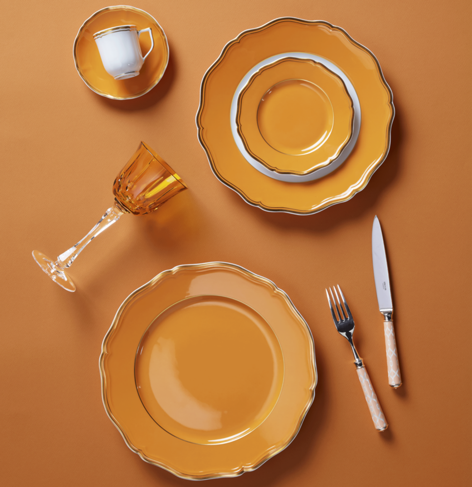 Assiettes de réception - Mazurka Orange - Assiette plate à aile 16  - RAYNAUD