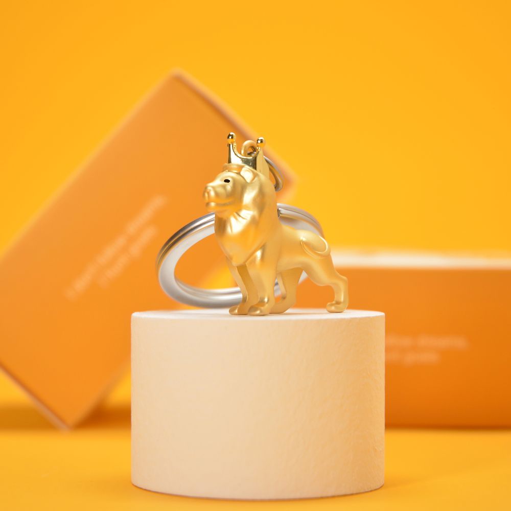 Gifts - Lion and Crown Key Chain - METALMORPHOSE