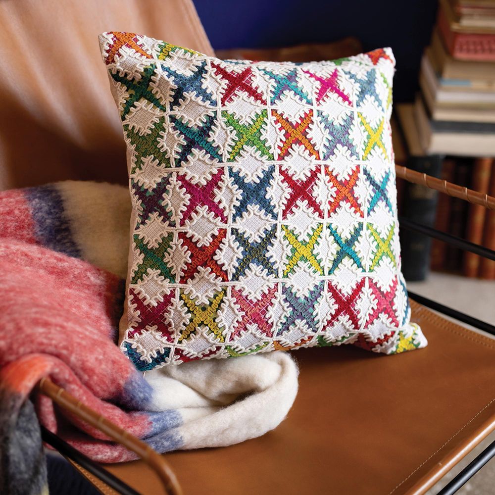 Fabric cushions - Embroidered cushion - MAISON VIVARAISE – SDE VIVARAISE WINKLER