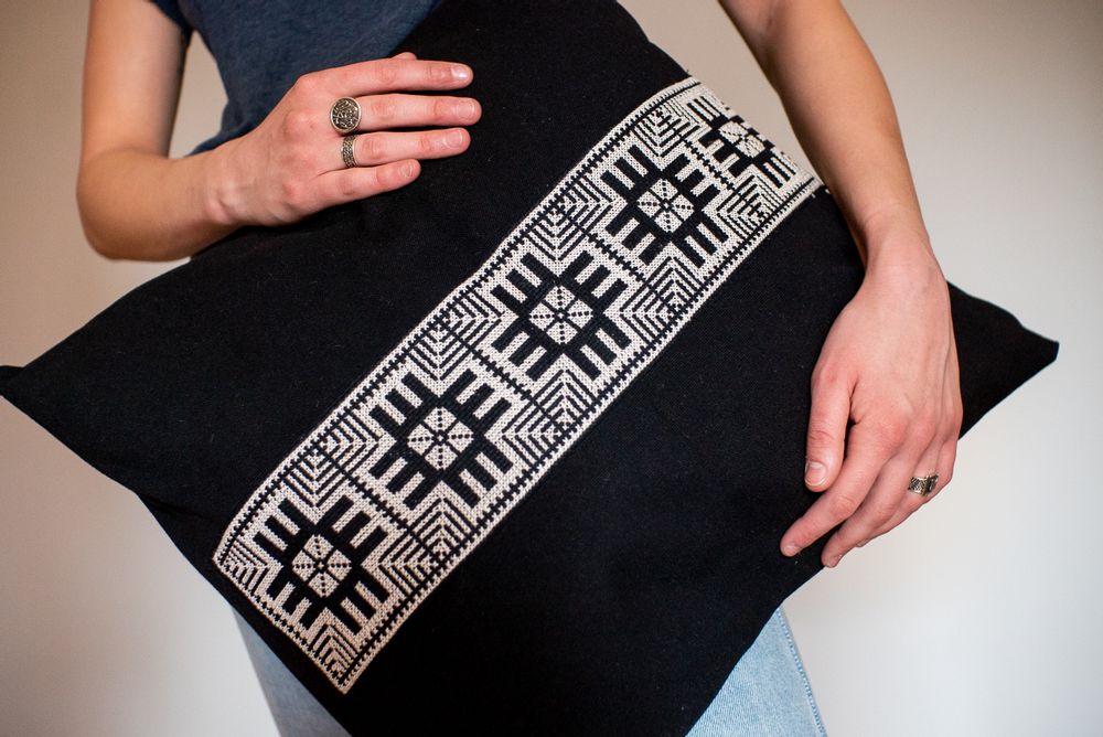 Fabric cushions - The Star Pillow by Darzah - NEST