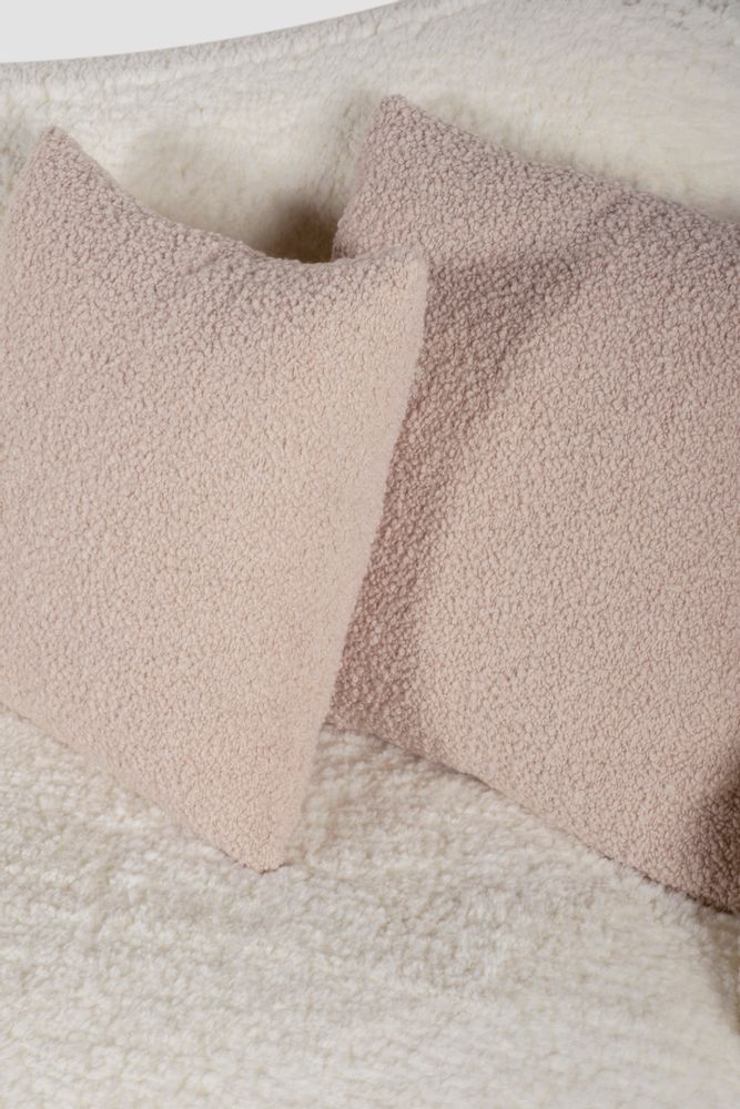 Sofas - Greenapple Sofa, Conchula Sofa, Ivory Bouclé, Handmade in Portugal - GREENAPPLE DESIGN INTERIORS