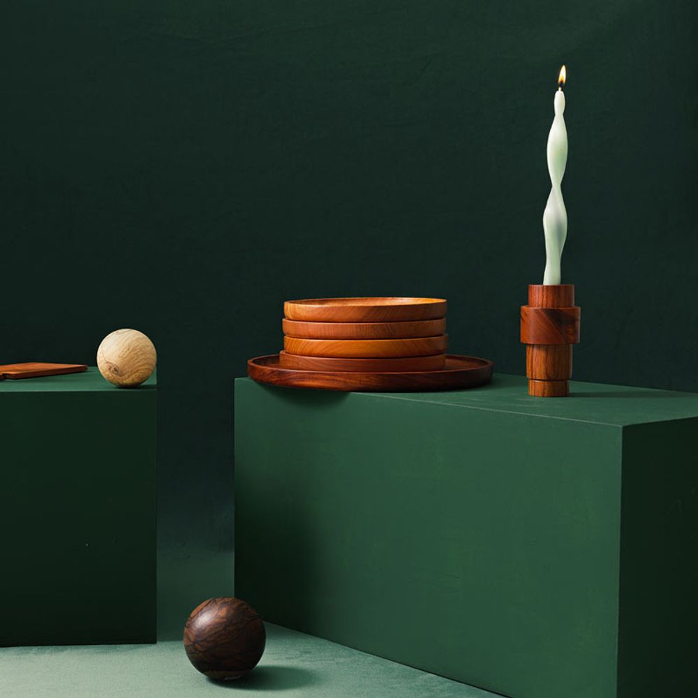 Plats et saladiers - Assiette Gordo en bois tropicaux par Itza Wood - NEST