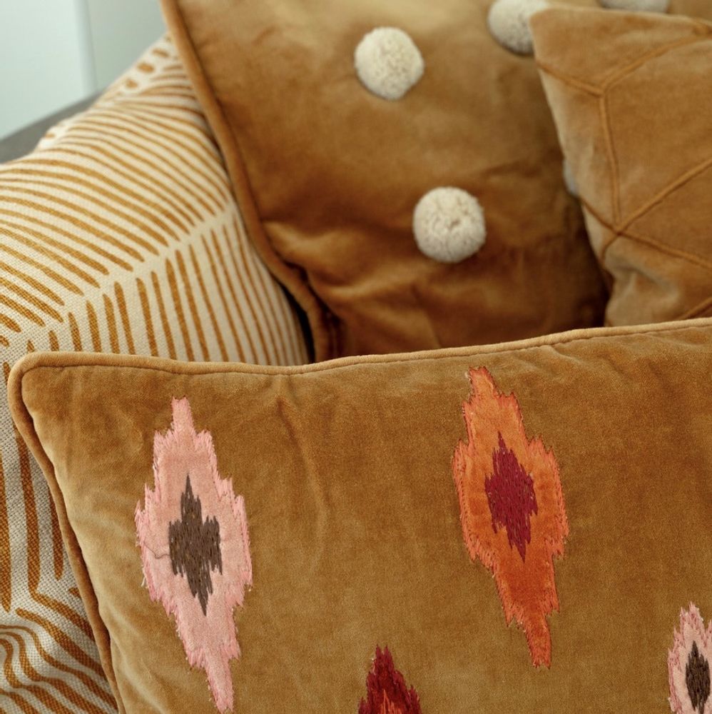 Coussins textile - Coussins en velours - Dipu - CHHATWAL & JONSSON