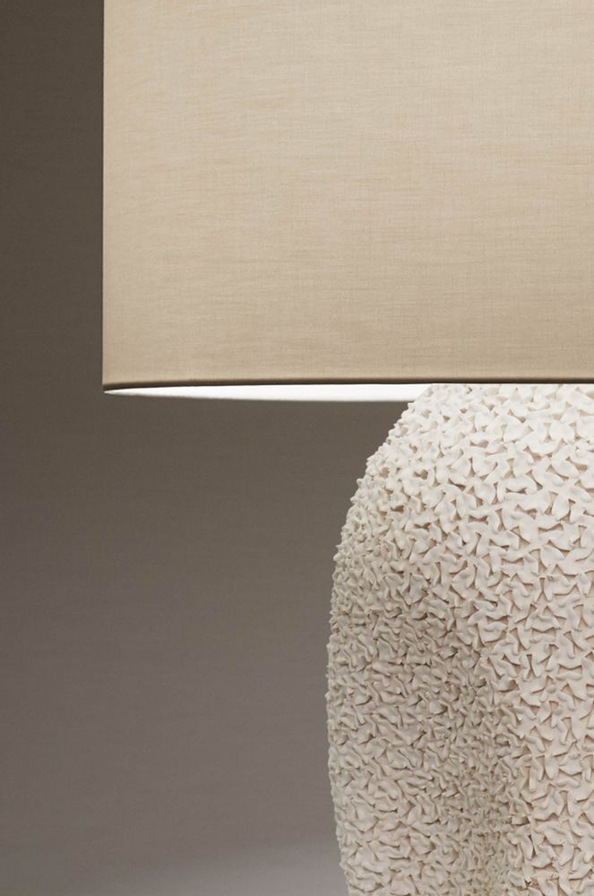 Unique pieces - Table Lamp Hand Carved Flower - GILLES CAFFIER