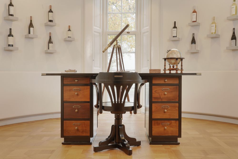 Desks - Captain’s Desk - AUTHENTIC MODELS