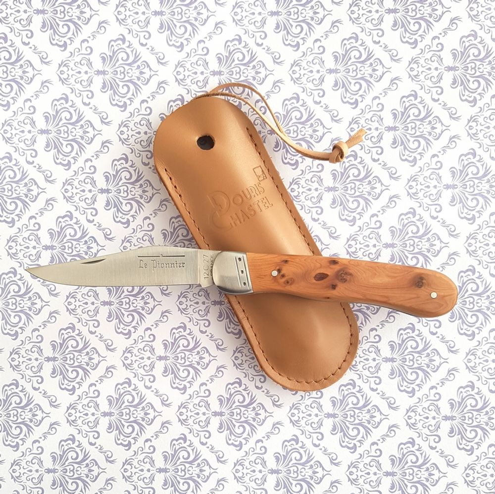 Knives - NAVETTE AND PIONNER DOURIS CHASTEL - GOYON - CHAZEAU COUTELLERIE