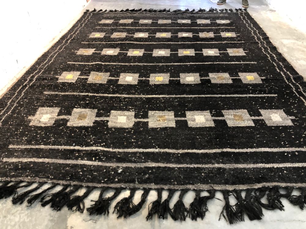Bespoke carpets - Rugs - RAHIM /MUJEEB SEDDIQ