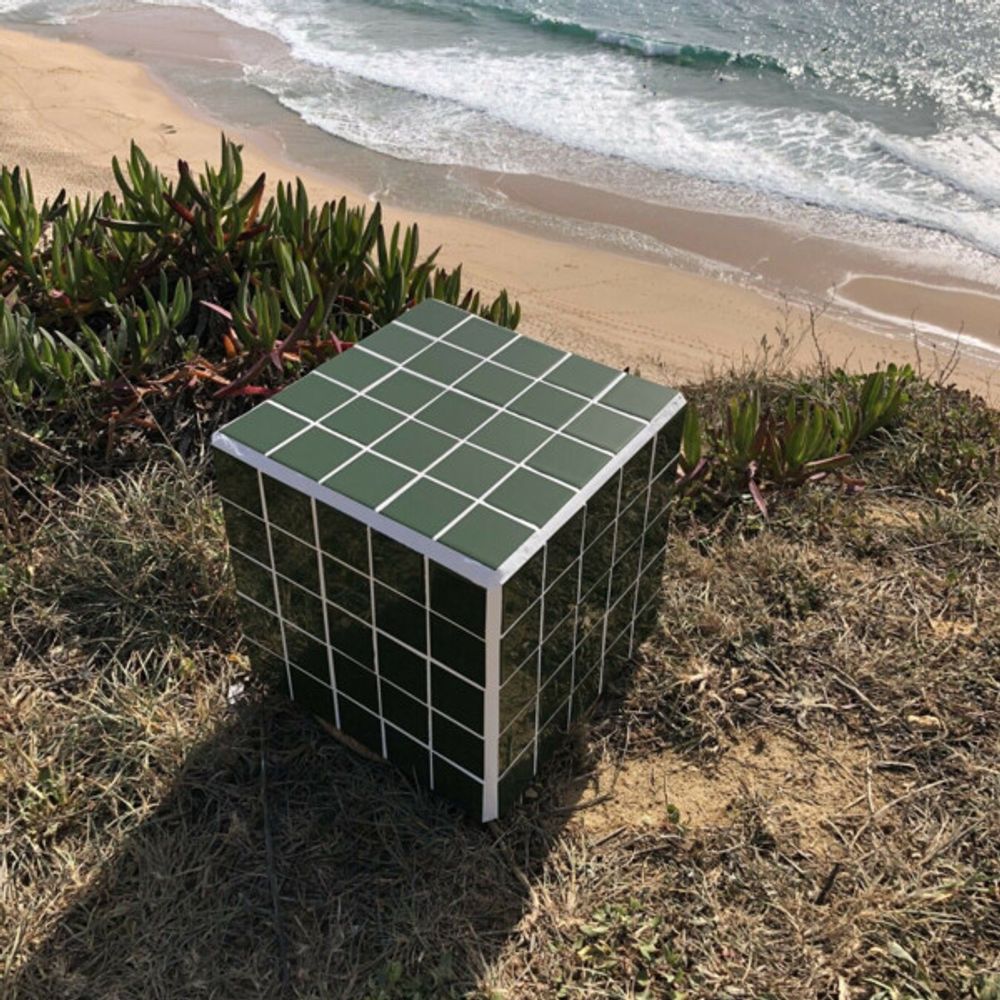 Game tables - Cube side table 26x26 - bottle green - L'ATELIER DES CREATEURS