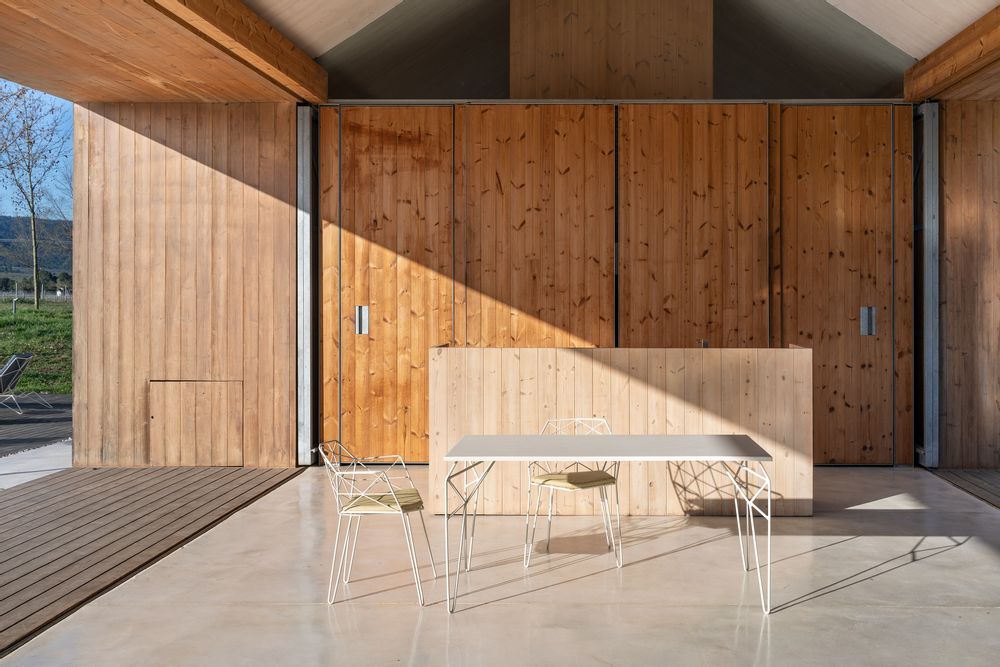 Dining Tables - MITJORN table - ISIMAR