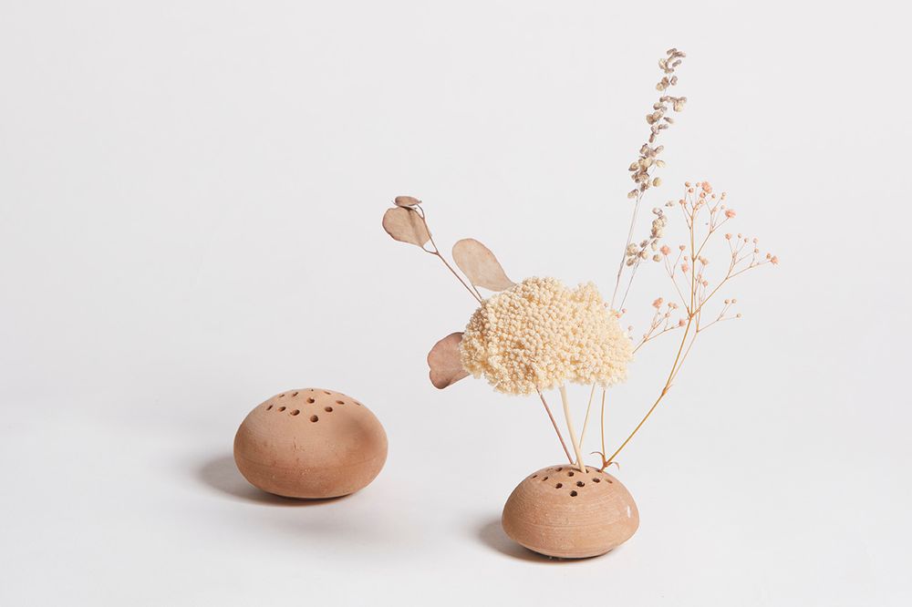Pottery - Flower Pin - NAMAN-PROJECT