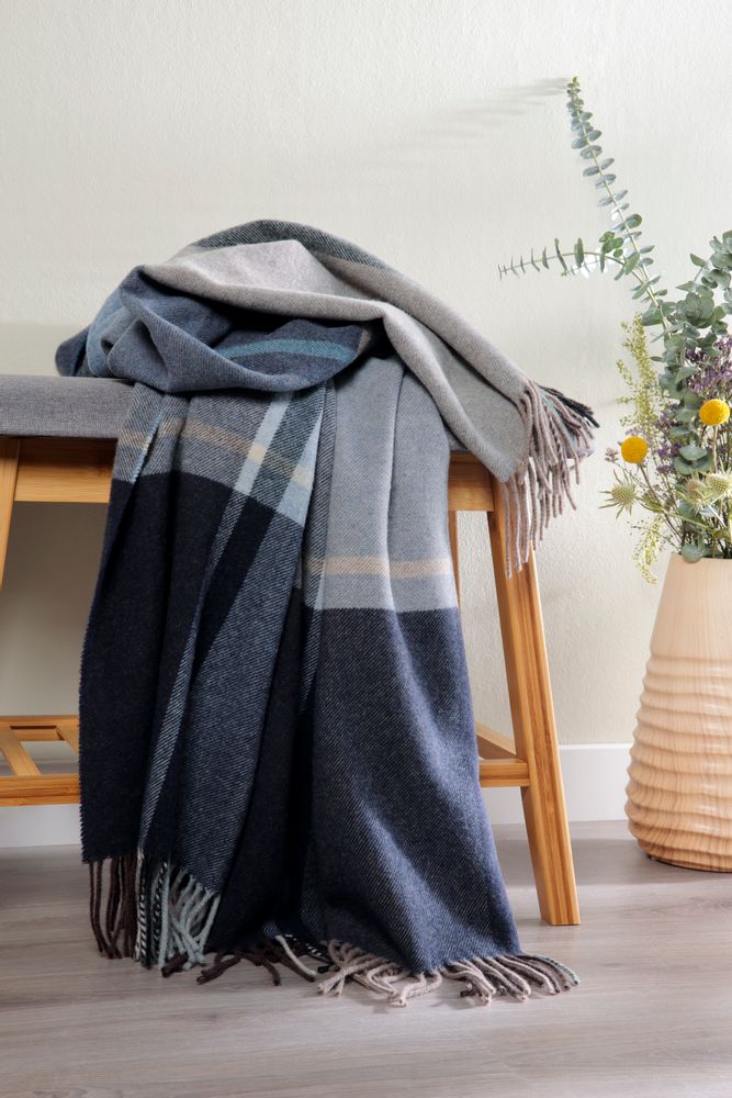 Throw blankets - Wool and cashmere throws - BIEDERLACK