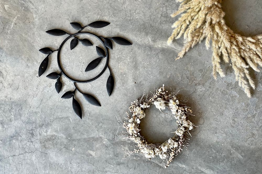 Gifts - Metal wreath - NAMAN-PROJECT