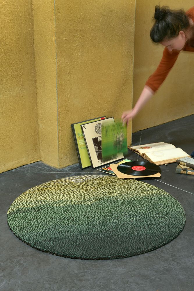 Other caperts - Slow 11 Rug - LAURE KASIERS