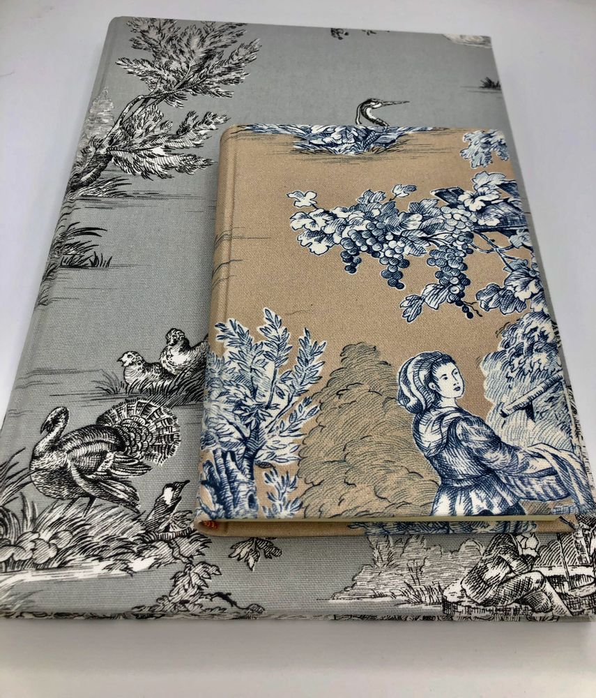 Office sets - NOTEBOOKS BOUND WITH A "TOILE DE JOUY" - LEGATORIA LA CARTA