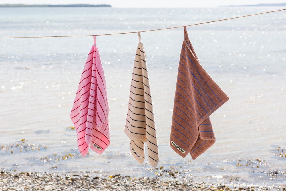Serviettes de bain - Serviette d'invité Naram, 8 couleurs - BONGUSTA
