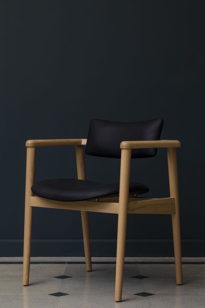 Chairs for hospitalities & contracts - JPL01 / CHAIR WITH ARMRESTS. - 1% DESIGN