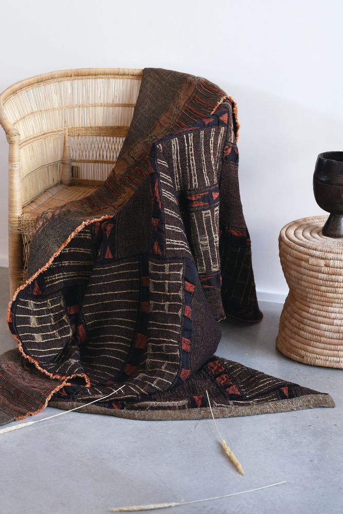 Bed linens - Throws - AFRICAN JACQUARD (PTY) LTD