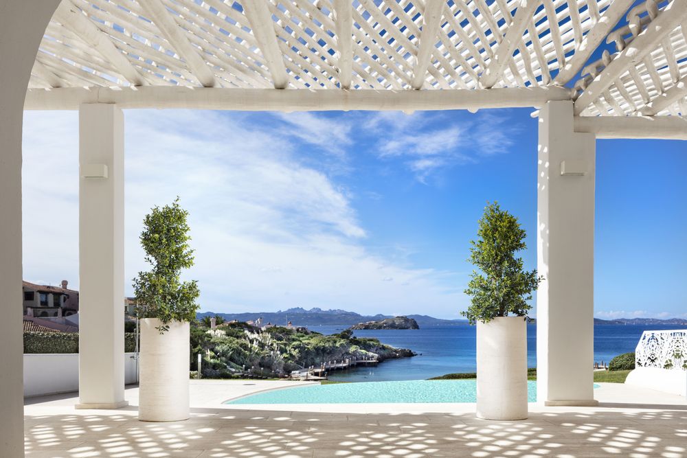Outdoor decorative accessories - MARBELLA - POT À PORTER