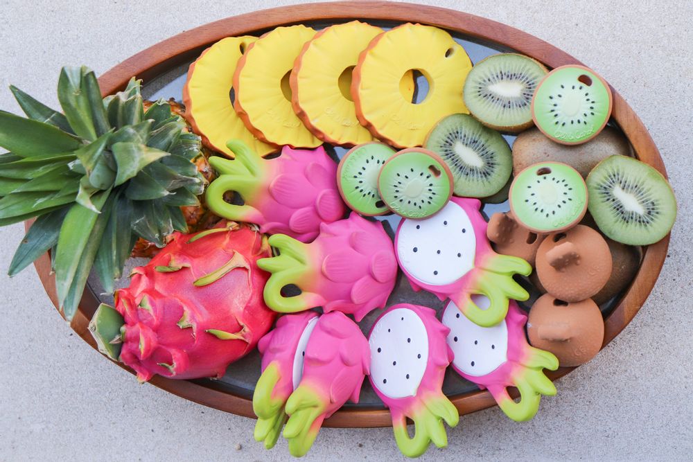 Toys - Teethers FRUITS & VEGGIES - OLI&CAROL FRANCE