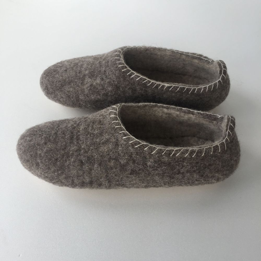Homewear - 100% wool felt slippers handmade suede sole - COCOON PARIS
