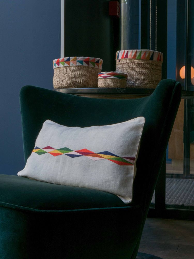 Decorative objects - BANANA LEAVES BASKET - IBABA RWANDA
