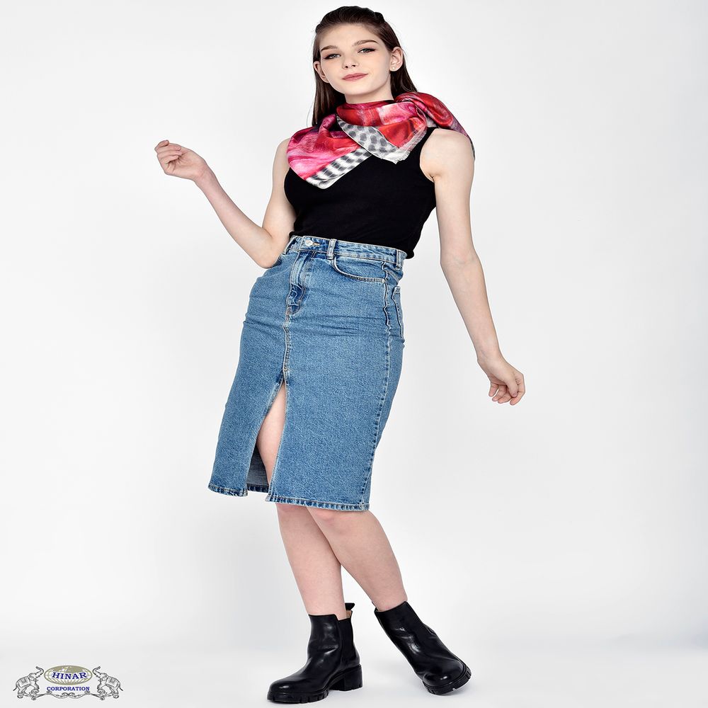 Cadeaux - Foulard en pure soie. - HINAR CORPORATION