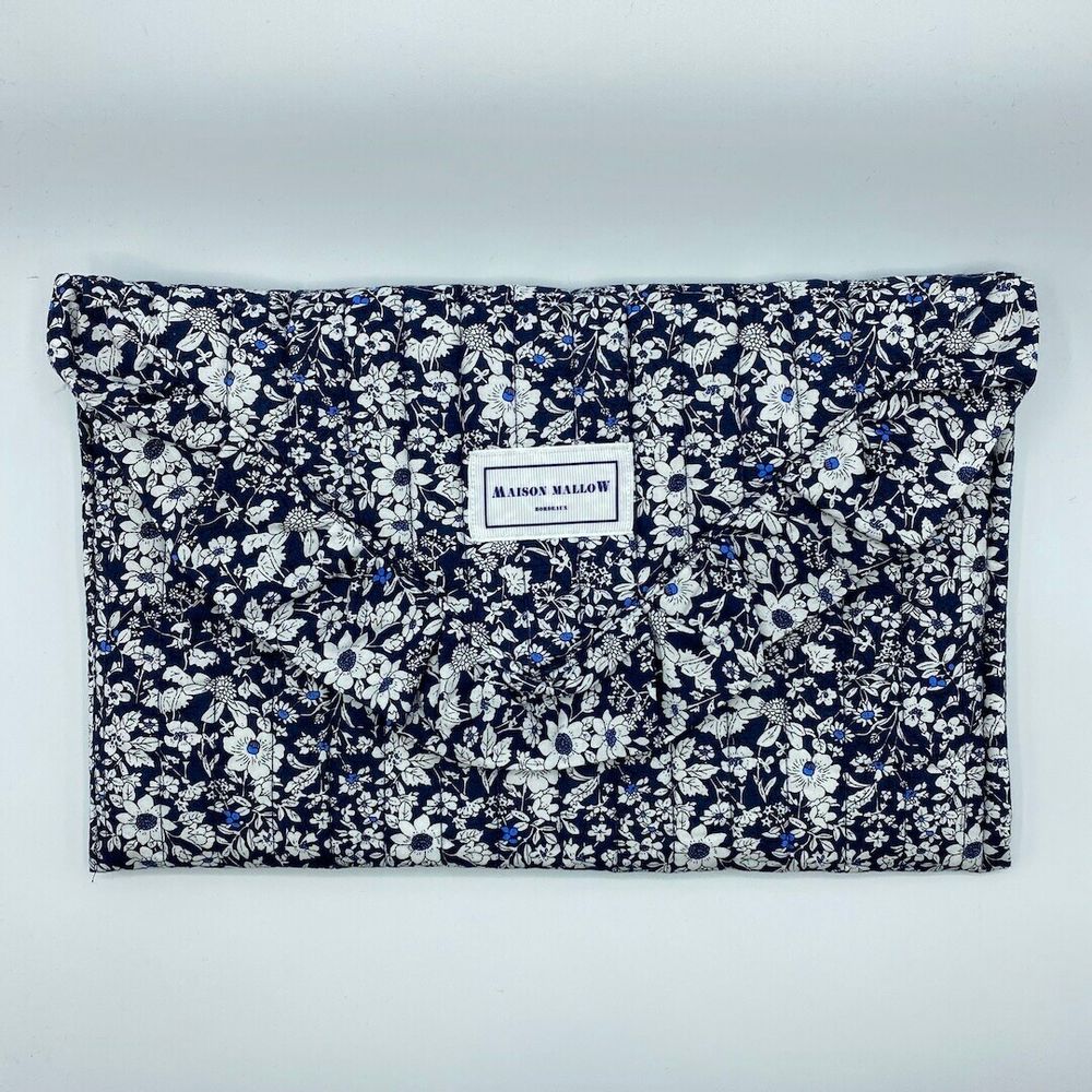 Clutches - Blue Flowers Quilted Pouch - L'ATELIER DES CREATEURS
