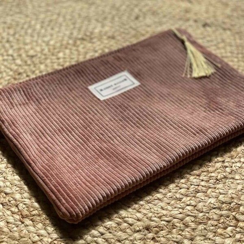 Clutches - Pink Velvet Pouch - L'ATELIER DES CREATEURS