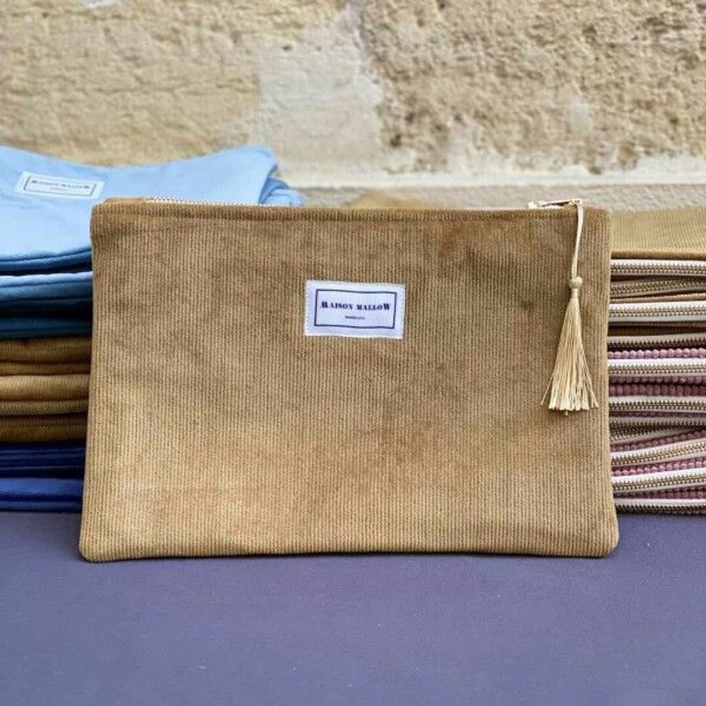 Pochettes - Pochette en Velours Camel - L'ATELIER DES CREATEURS
