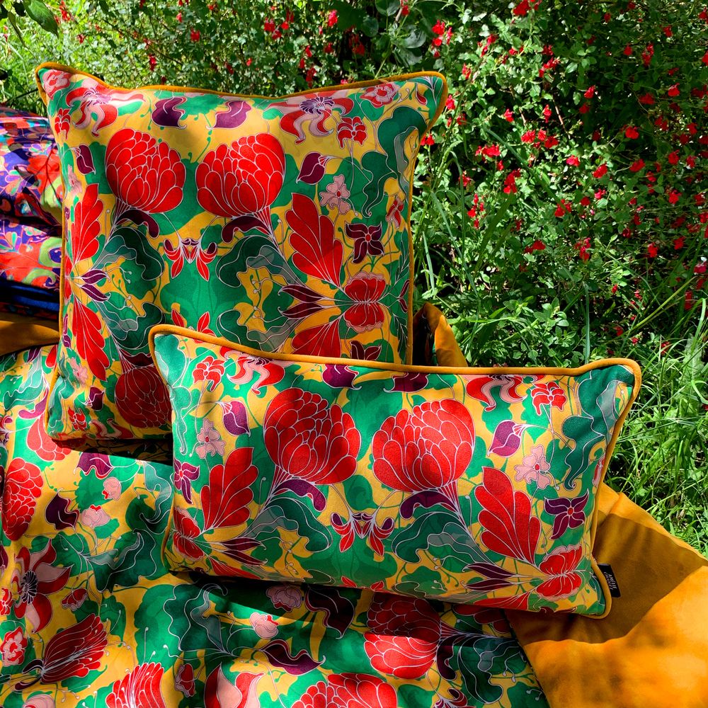 Fabric cushions - Velvet cushion “Au Jardin” yellow - AMÉLIE CHOQUET