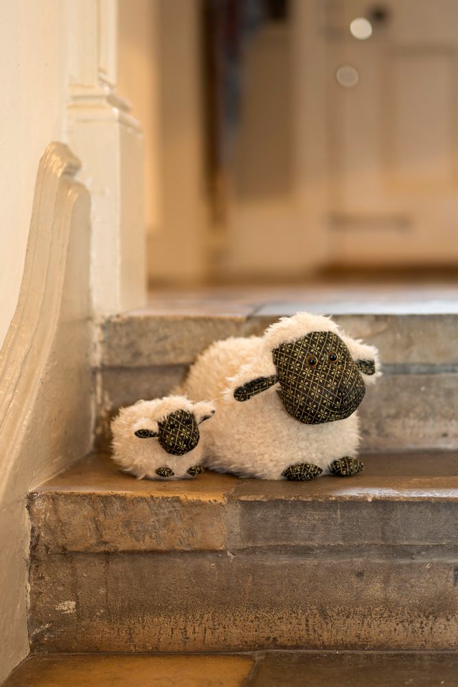 Decorative objects - door stop Tara - KARENA INTERNATIONAL