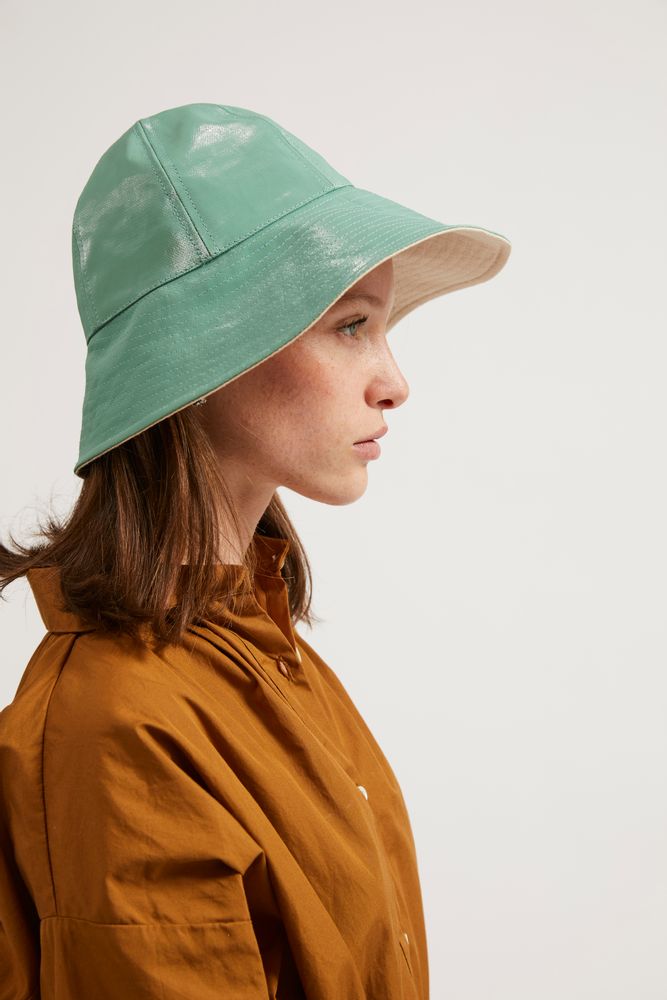 Bags and totes - CAPELINE hat - JACK GOMME