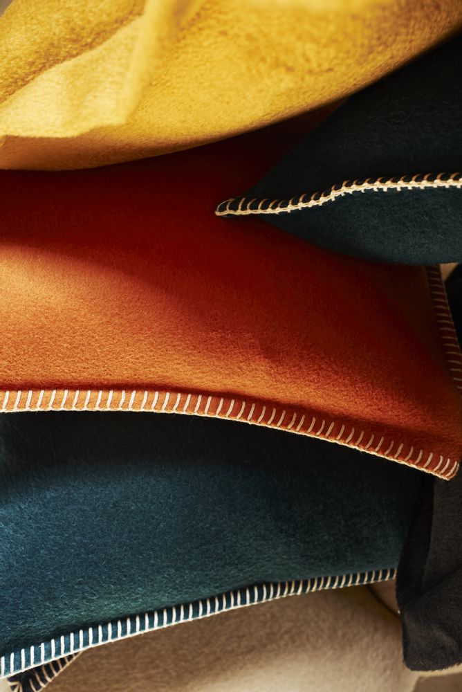 Coussins textile - Coussins sur mesure en Alpaga - INATA