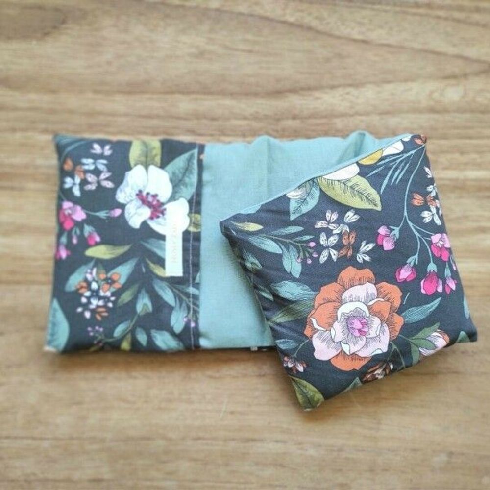 Beauty products - “Léonie” dry hot water bottle with flax seeds - L'ATELIER DES CREATEURS