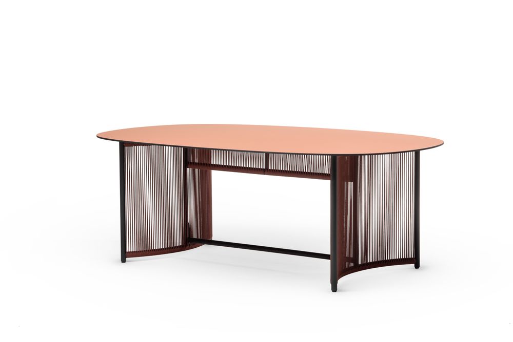 Dining Tables - Altana T-OV - CHAIRS & MORE