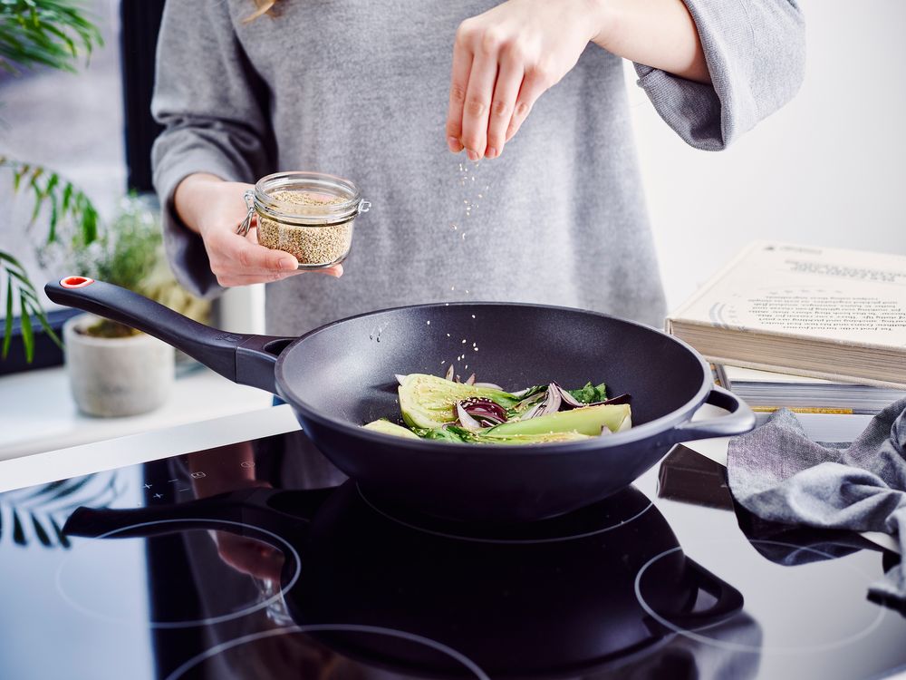 Frying pans - Energy non-stick wok - BEKA