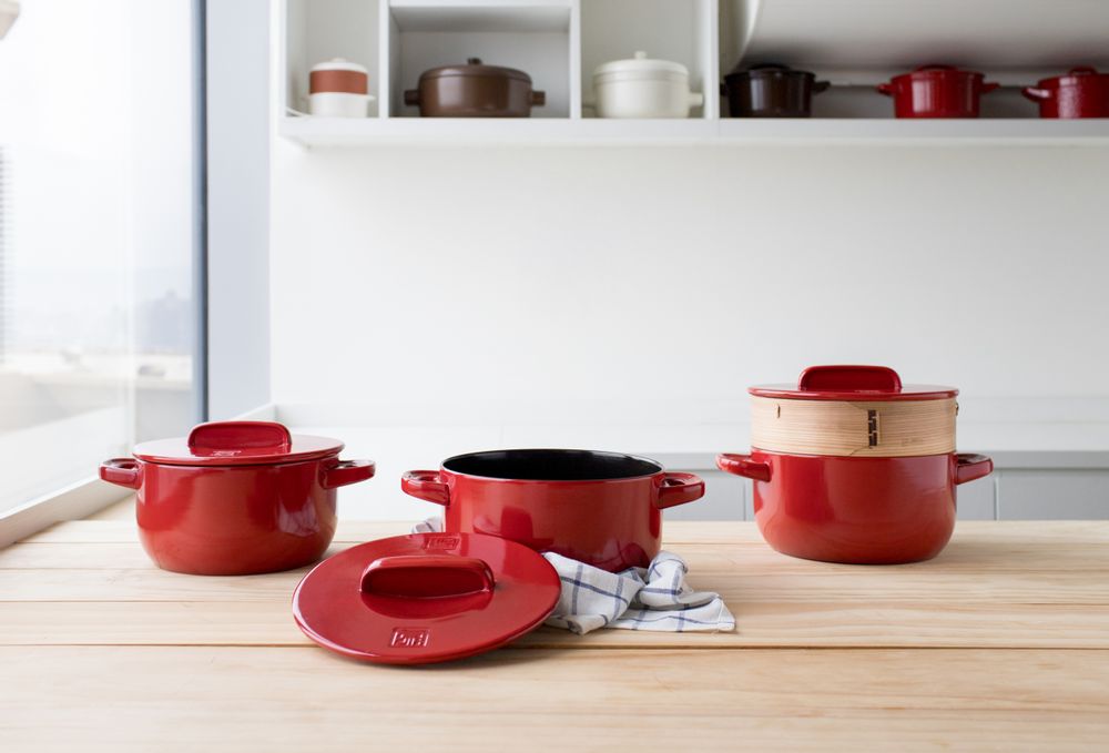 Stew pots - Ceraglaze Casserole (23cm,Red,3.2L) - JIA