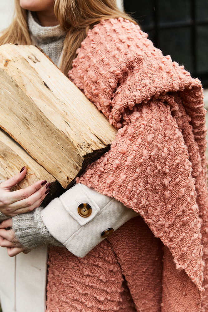Throw blankets - Linette & Lindo - POMAX