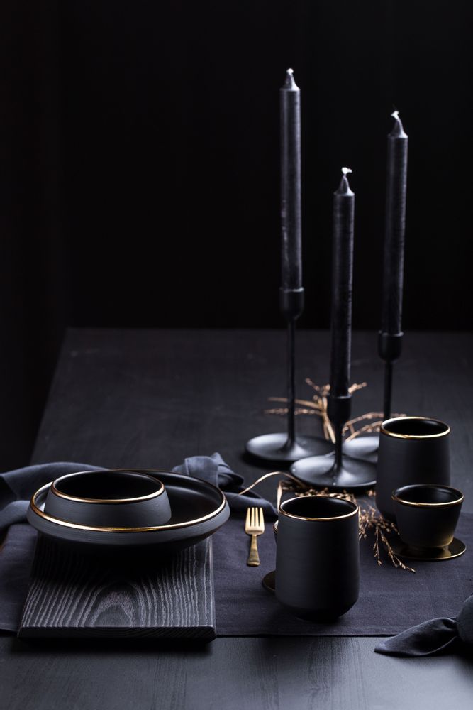 Platter and bowls - Eclipse GOLD tableware  - VAIDAVA CERAMICS