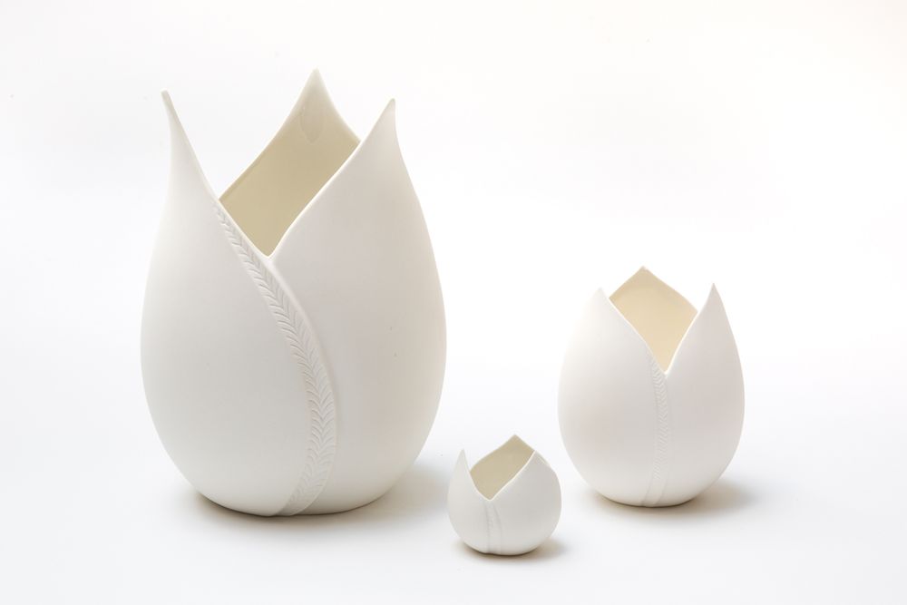 Objets de décoration - Vase TULIPYA ,en biscuit de porcelaine, H29 - YLVAYA DESIGN