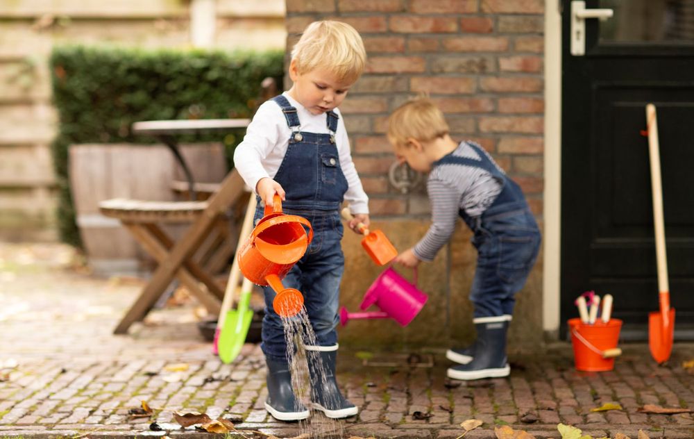 Jeux enfants - Jeux pour enfants - Les enfants dans le jardin - ESSCHERT DESIGN