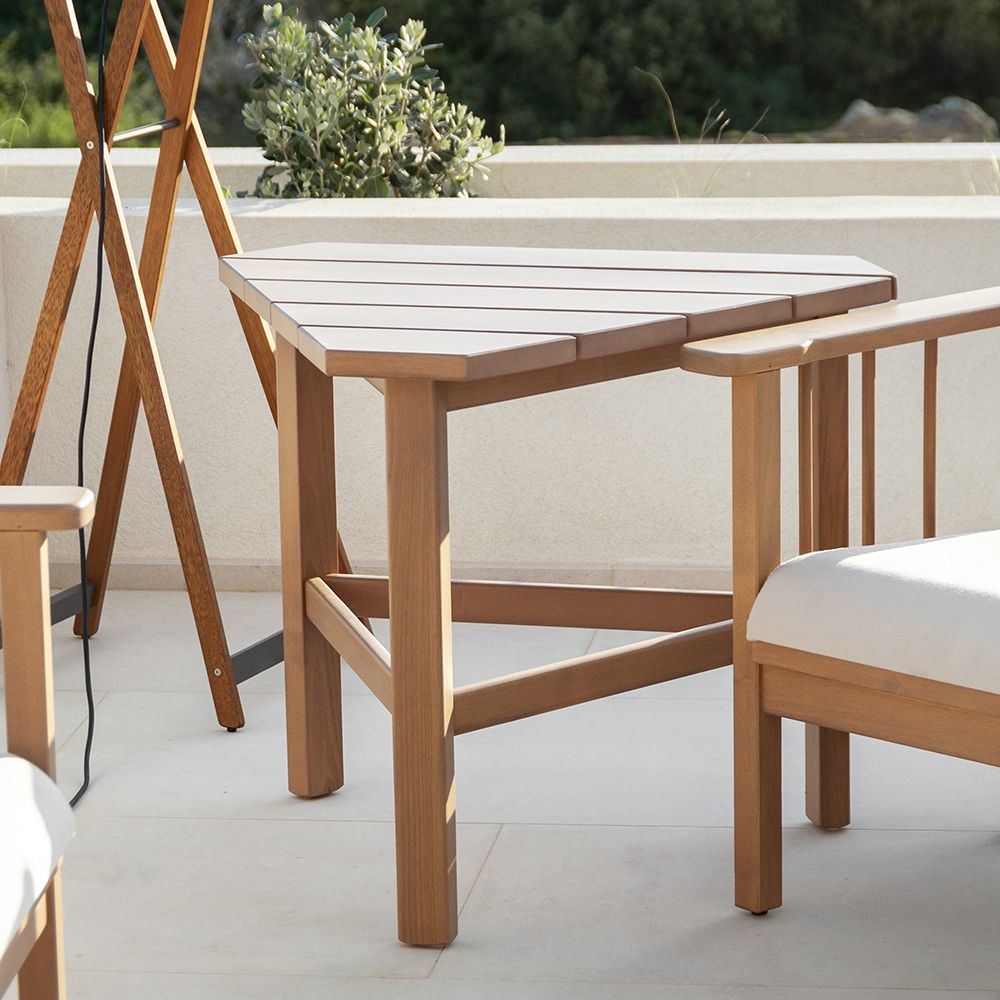 Tables Salle à Manger - Table triangle T501. - AZUR CONFORT