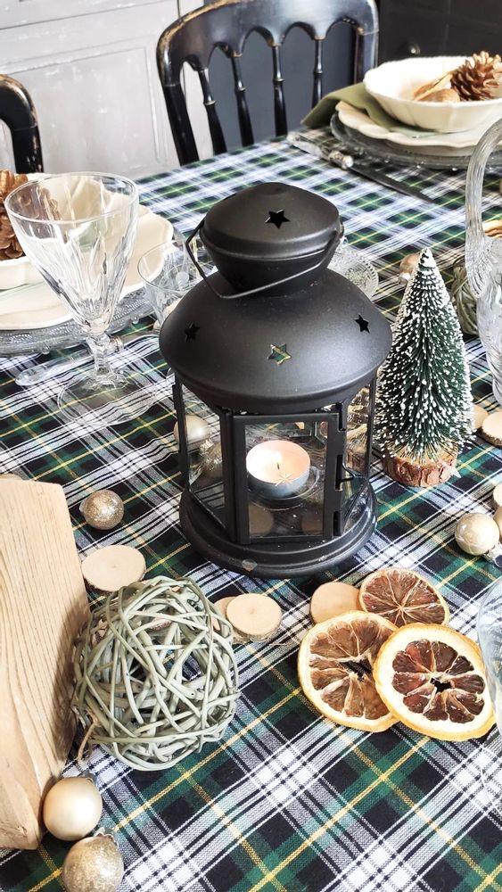 Cadeaux - C'est deja Noël . Les nappes à carreaux - ATELIER COSTÀ
