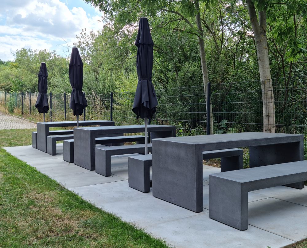 Tables Salle à Manger - Combinaison table-banc intemporelle en béton véritable - CO33 EXKLUSIVE BETONMÖBEL