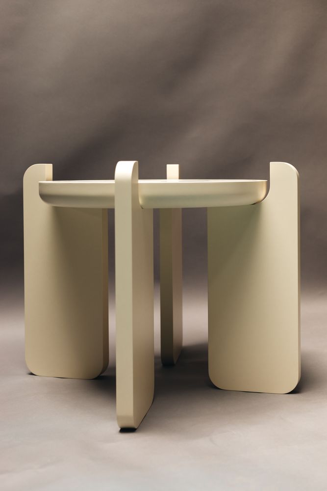 Game tables - Ipanema Side Table in Lacquered Wood - DUISTT