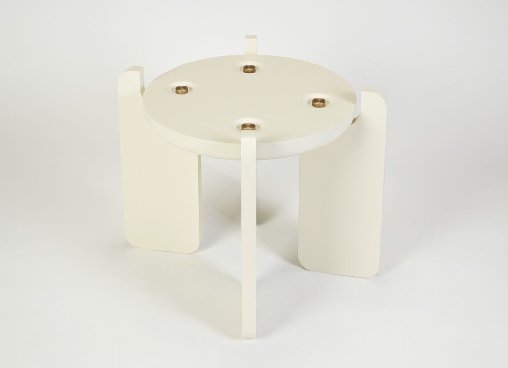Game tables - Ipanema Side Table in Lacquered Wood - DUISTT