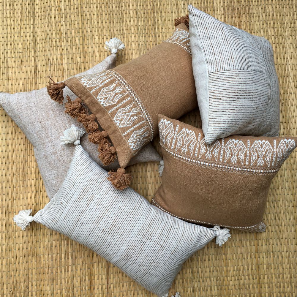 Fabric cushions - Tai Lue Pinstripe Four Panel Cushion Cover - 40 x 40 cm - TRADITIONAL ARTS AND ETHNOLOGY CENTRE (TAEC)