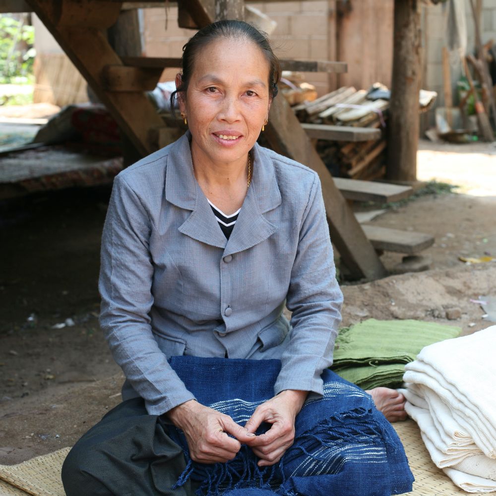 Fabric cushions - Tai Lue Naga Yai Cushion Cover - 50 x 50 cm - TRADITIONAL ARTS AND ETHNOLOGY CENTRE (TAEC)