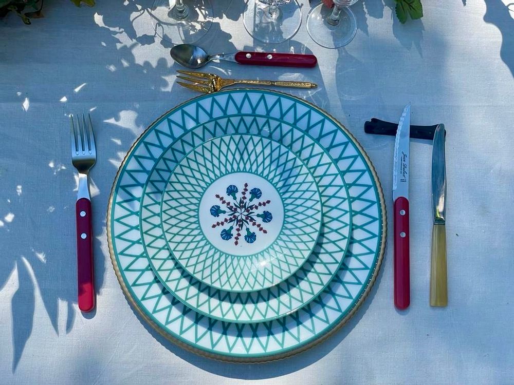 Formal plates - Limoges Volutes dinner plate - MAISON MANOÏ