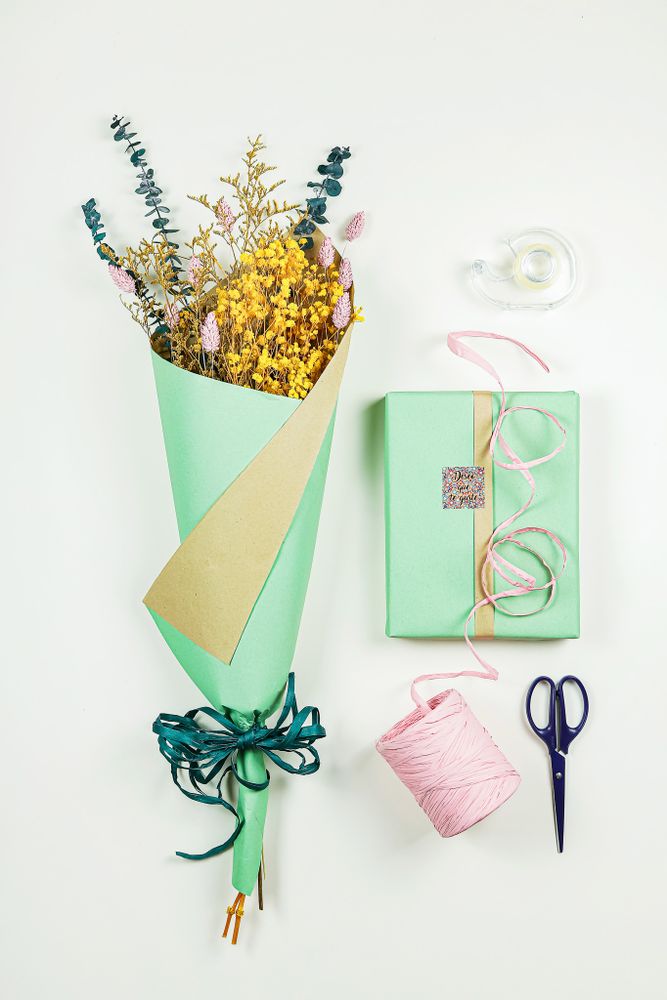 Floral decoration - Floral packaging - PAKOT S.A